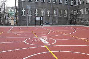 Boiska - o nawierzchni poliuretanowej