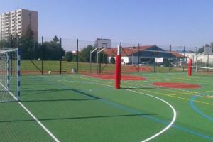 Boiska - o nawierzchni poliuretanowej