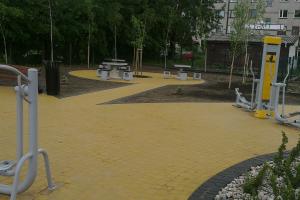 Place zabaw i siłownie zewnętrzne